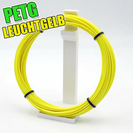 Muestra de PETG de color amarillo brillante