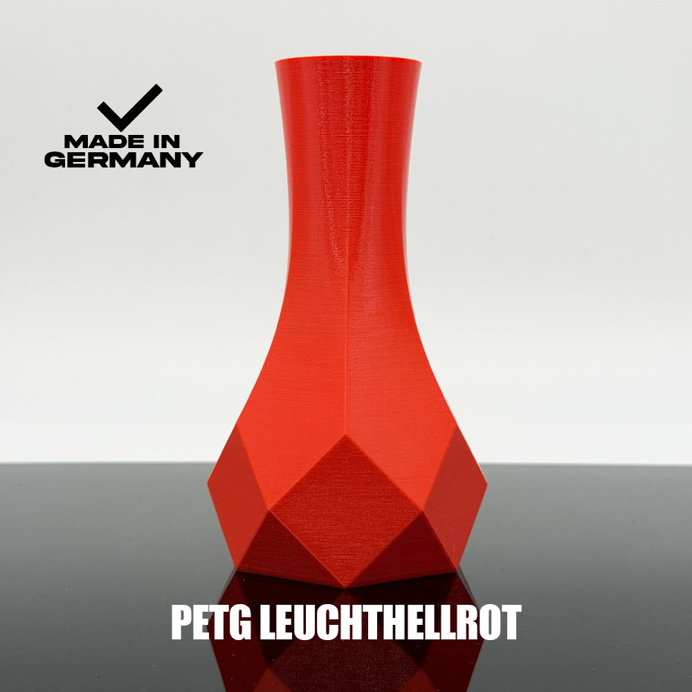 3D Gedruckte Vase aus PETG Leuchthellrot von Filament Unger - Made in Germany