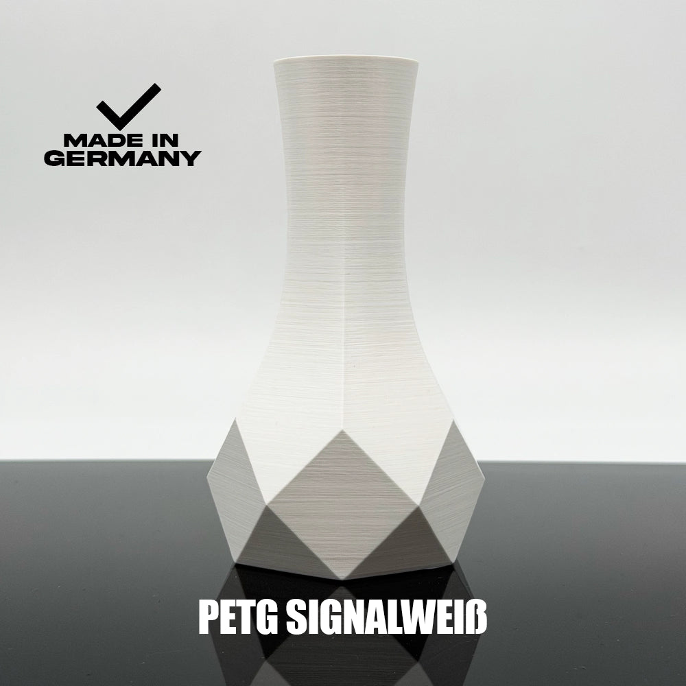 3D Gedruckte Vase aus PETG Signalweiß von Filament Unger - Made in Germany