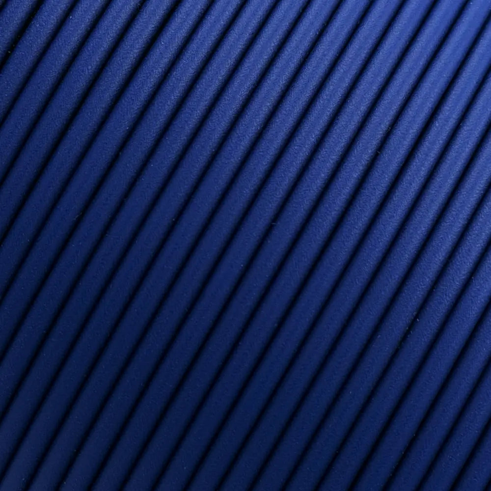 Filament Nahaufnahme von PLA+ Dunkelblau. Hersteller Filament Unger