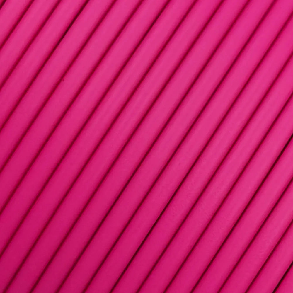 Filament Nahaufnahme von PLA+ Magenta. Hersteller Filament Unger